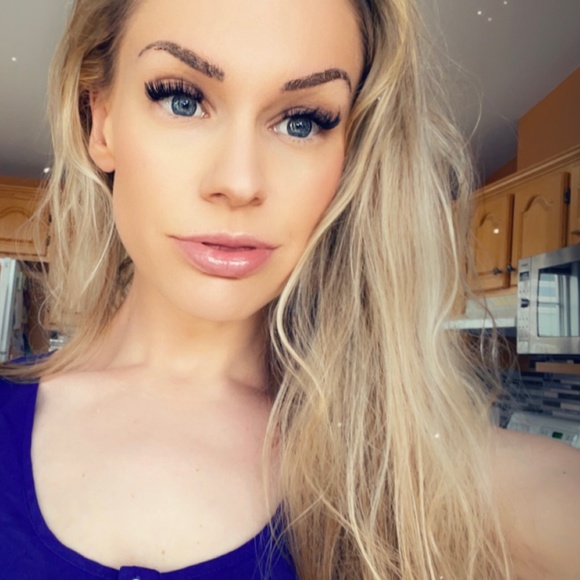 Meet your Posher, Posh - Picture 1 of 1